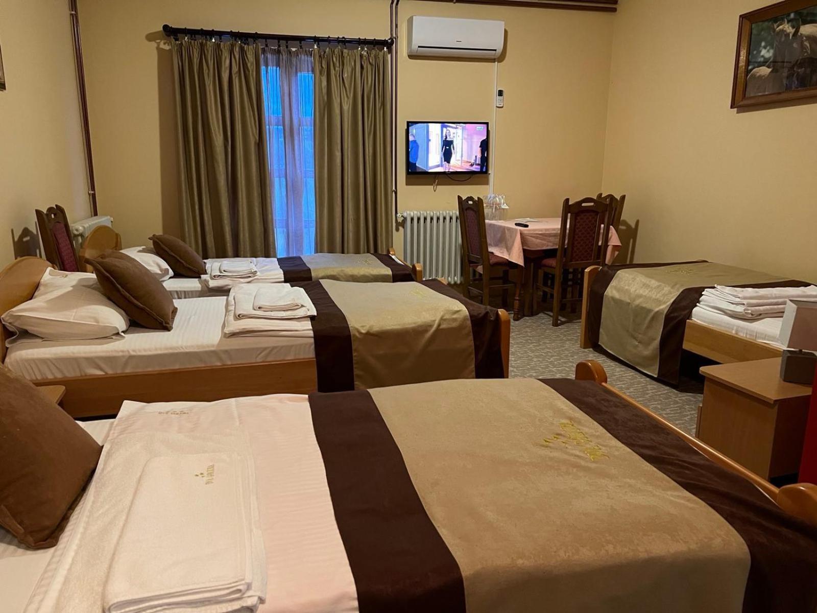 Hotel Dva Goluba Pale Dış mekan fotoğraf