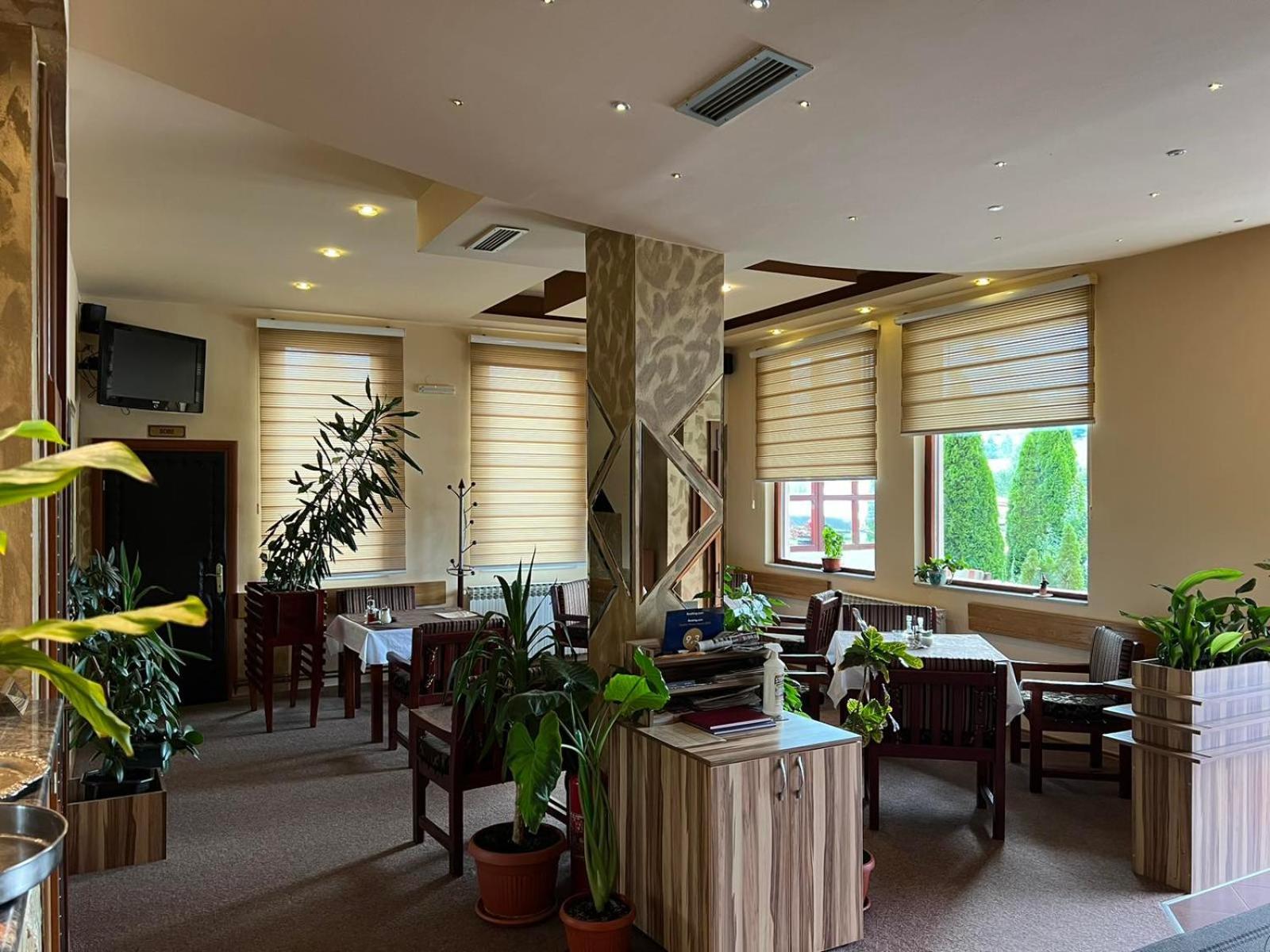 Hotel Dva Goluba Pale Dış mekan fotoğraf