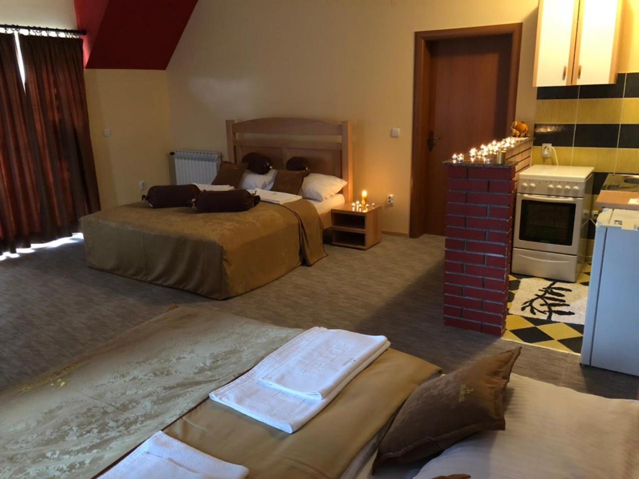 Hotel Dva Goluba Pale Oda fotoğraf