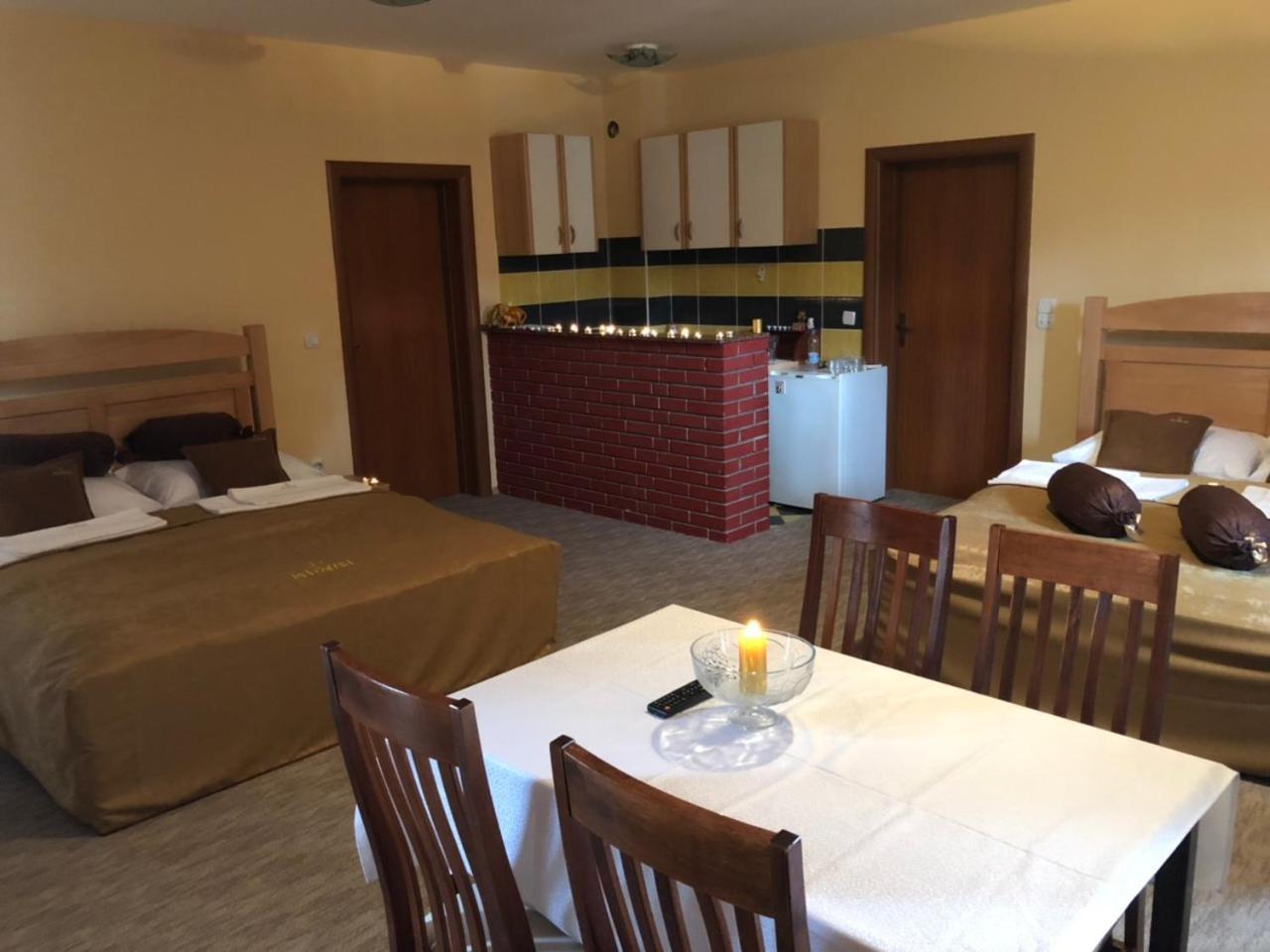 Hotel Dva Goluba Pale Dış mekan fotoğraf