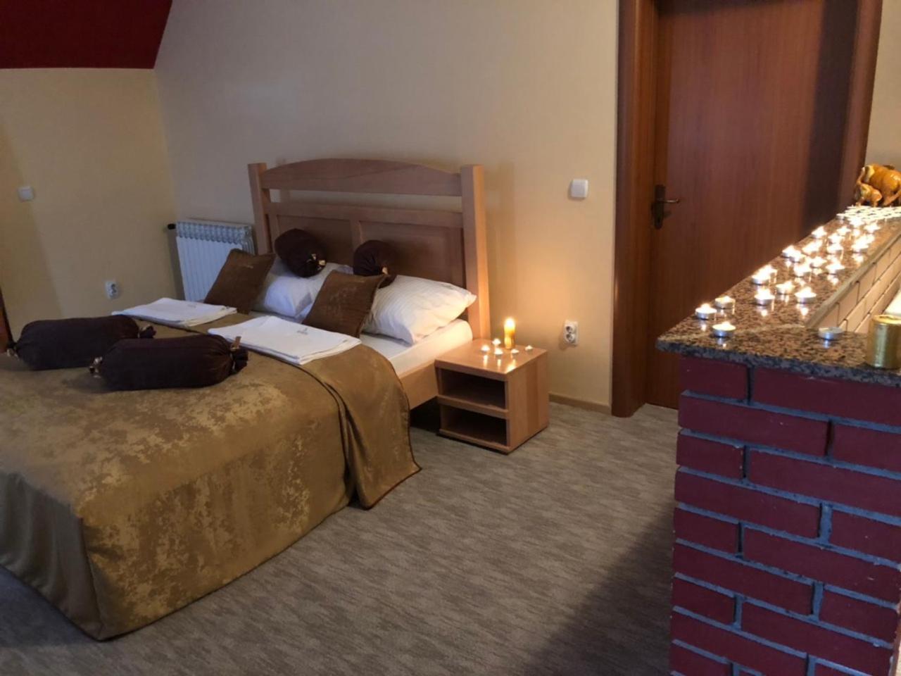 Hotel Dva Goluba Pale Dış mekan fotoğraf