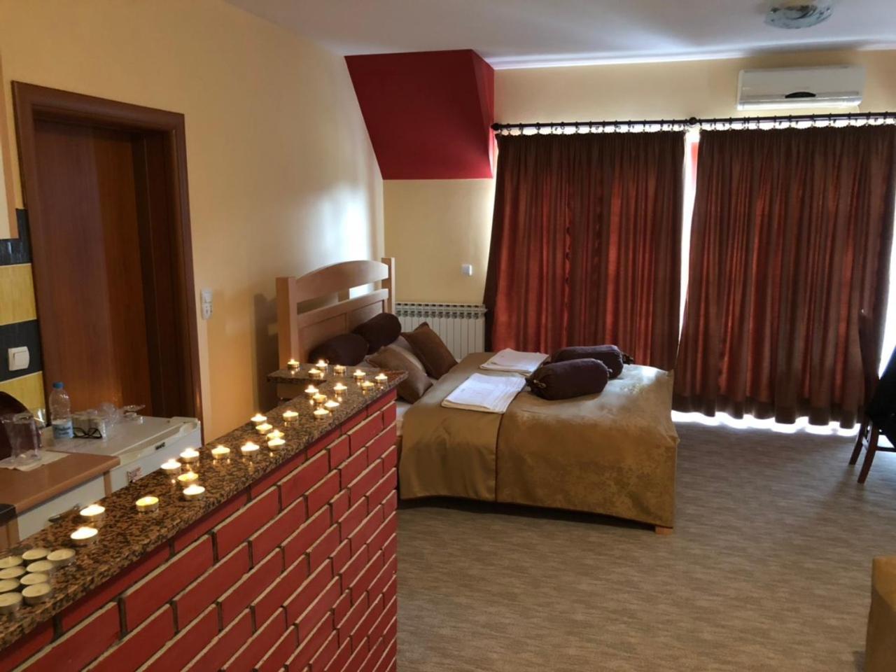 Hotel Dva Goluba Pale Dış mekan fotoğraf